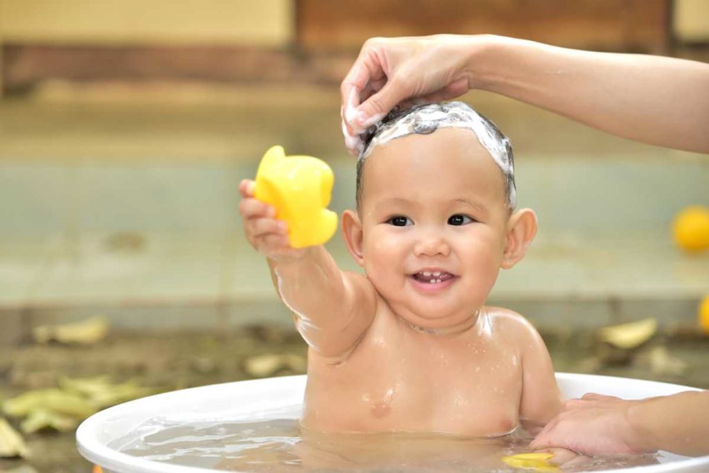 Cuidados no Banho do Bebê